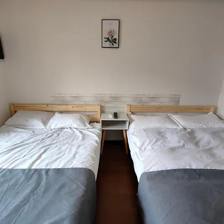 Close To Jr Nanba Station/Airport Bus Terminal/1 Room/Floor/Elevator Osaka Exterior photo