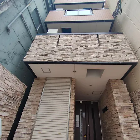 Close To Jr Nanba Station/Airport Bus Terminal/1 Room/Floor/Elevator Osaka Exterior photo